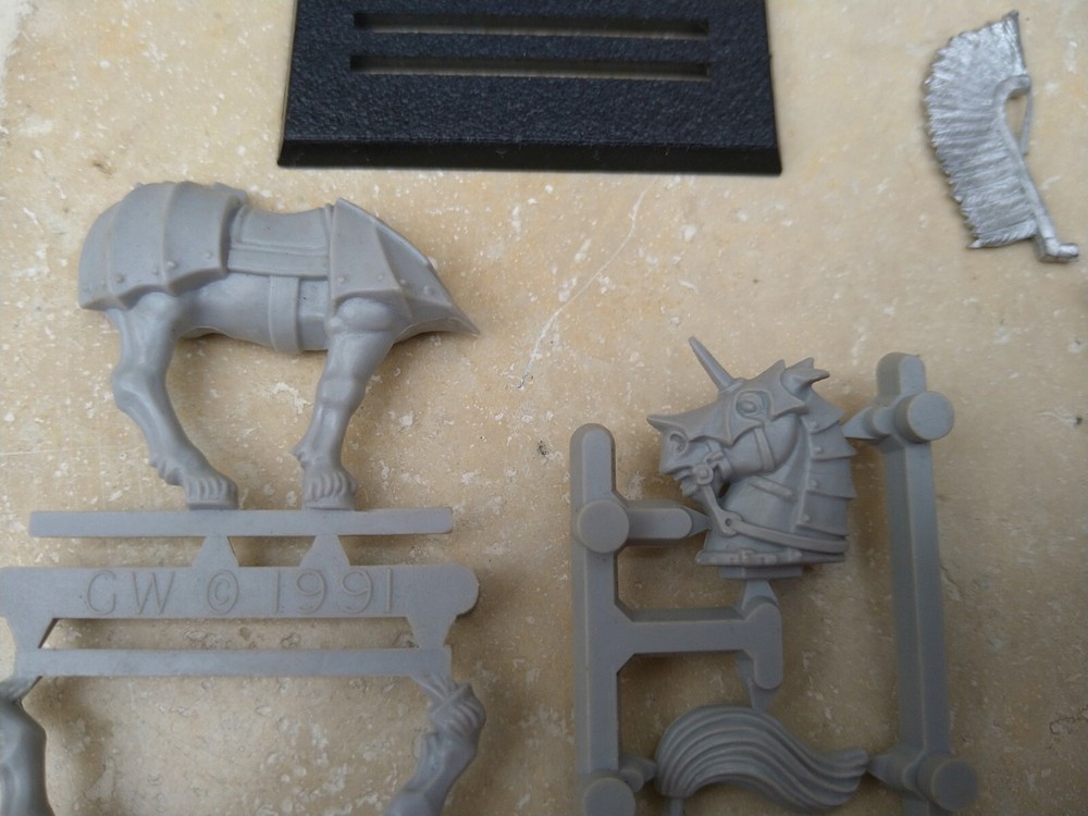 Imperial General Mounted Knight Warhammer Games Workshop