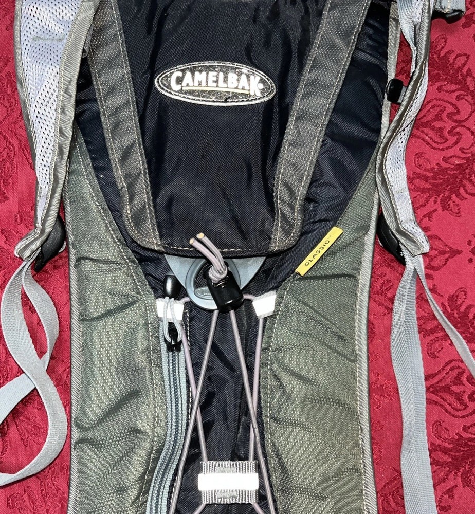 Camelbak Backpack For Hydration W/zipper Compartment Without Water Bladder