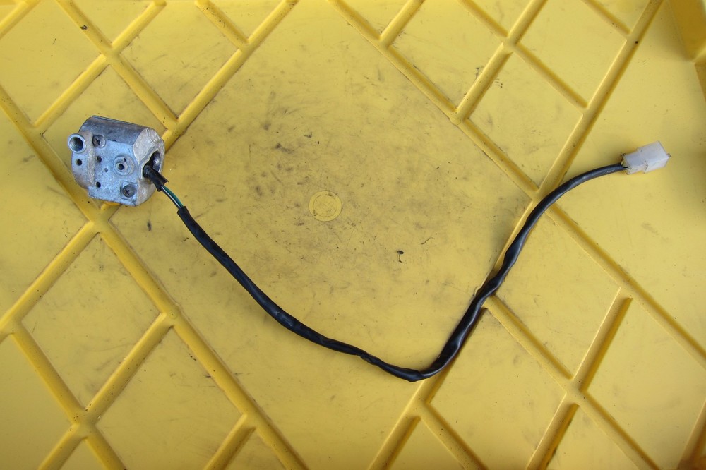 2009 PUMA 50 SCOOTER RIGHT HANDLEBAR SWITCH