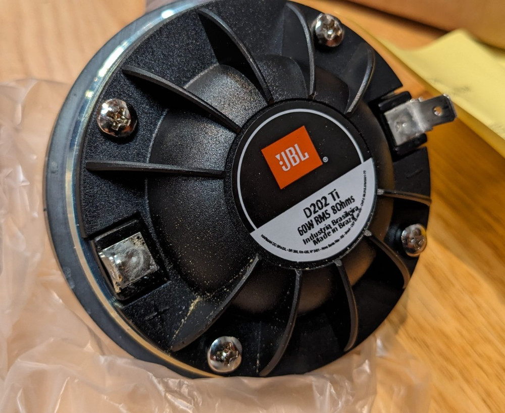 JBL Selenium D202TI  1-Inch 8-Ohm Titanium Compression Horn Driver