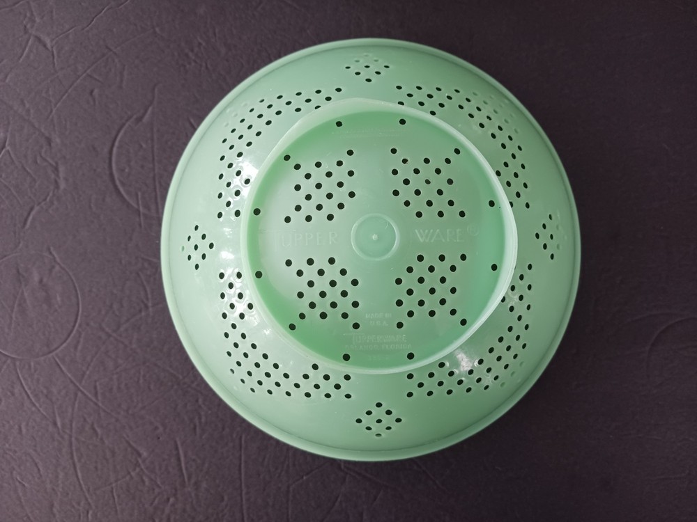Tupperware 339 Drainer Colander Vintage Kitchen Strainer Jadeite Green Plastic