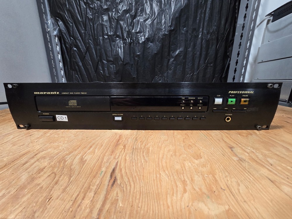 Marantz Compact Disc Player - PMD 321U