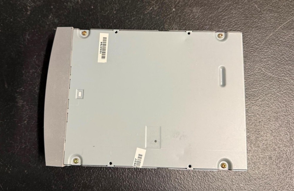 HL Data Storage GCE-8400B CD-RW Drive