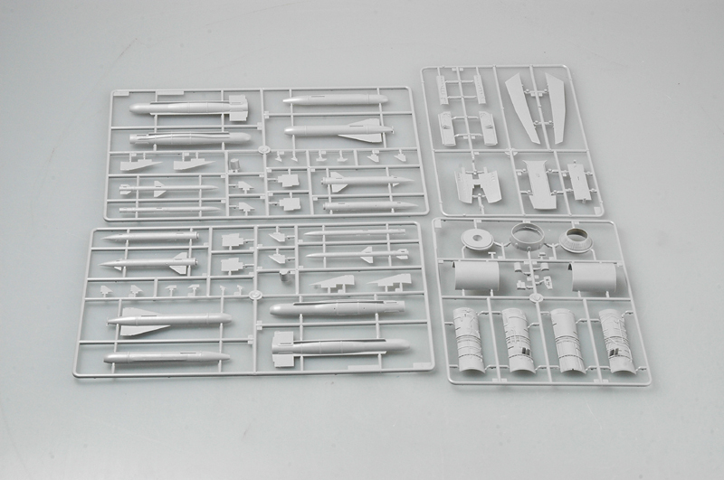 Trumpeter 1/32 02272 F-8E Crusader