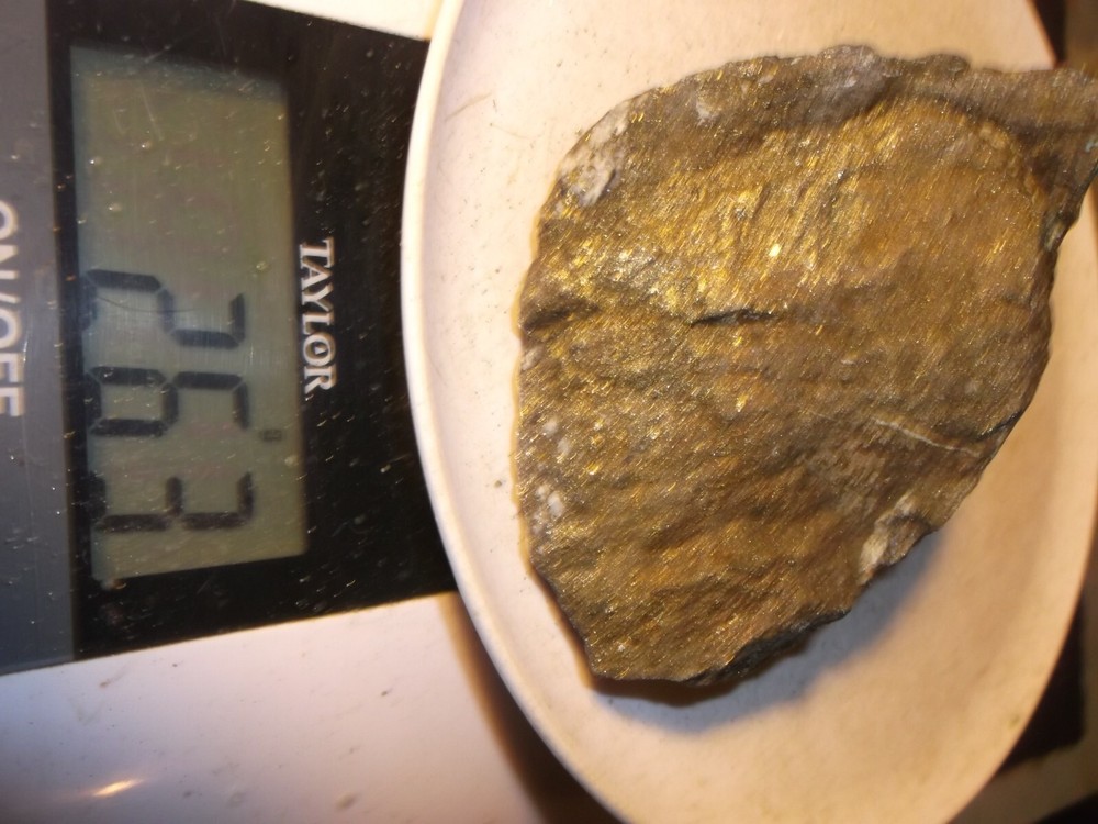 Gold, silver, copper, 263 grams samples ,ore high grade .