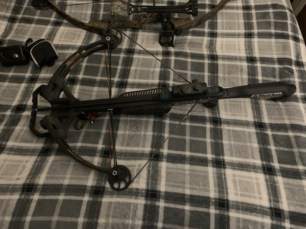 Barnett Game Crusher 2.0  Crossbow