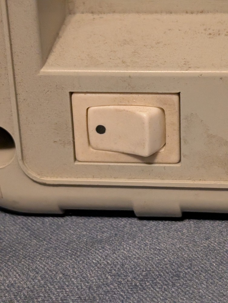 Vintage 90s Legend" brand portable computer speaker UNTESTED