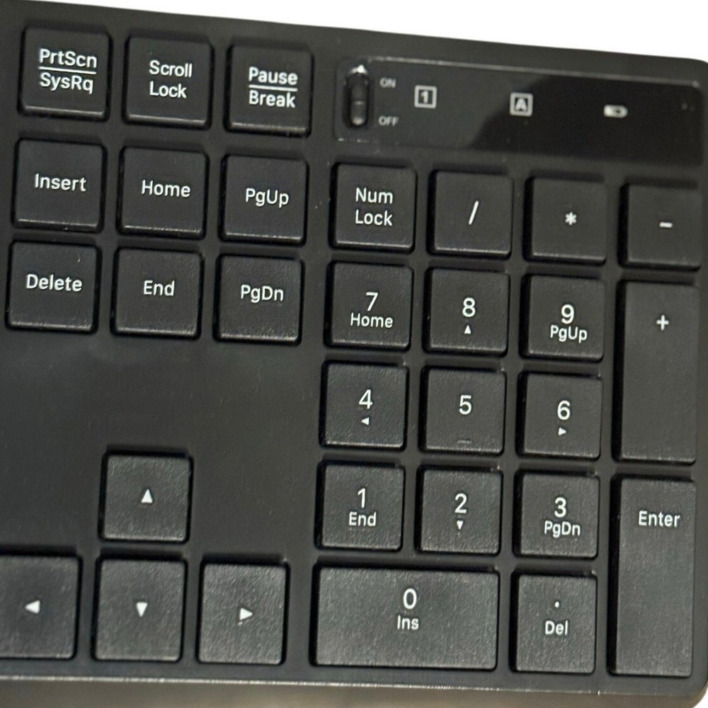 Wireless Keyboard and Mouse Set USB Connection Battery Powered