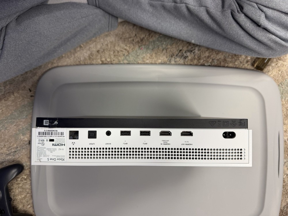 Microsoft Xbox One S Console Bundle HDMI Wired Controller & Headset