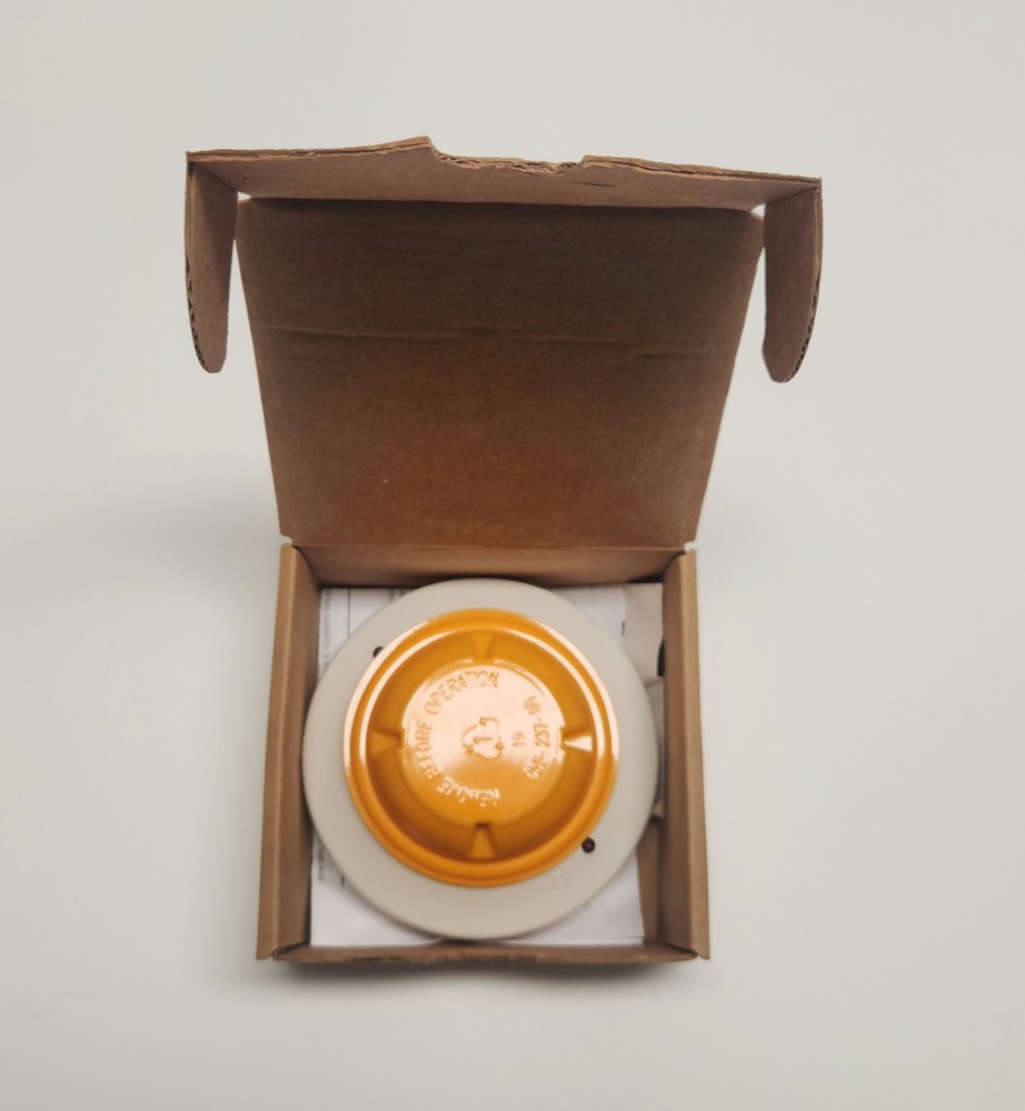 System Sensor 2151 Photoelectronic Low-Profile Plug-In Smoke Detector - White