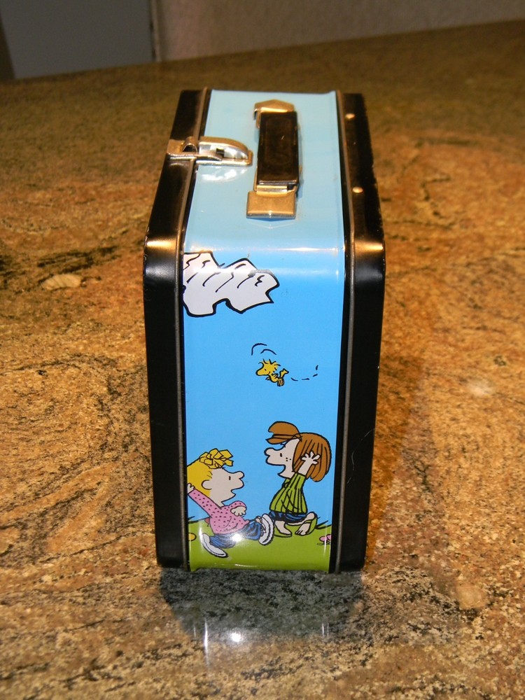 Peanuts Charlie Brown Metal Lunch Box Loungefly 2013