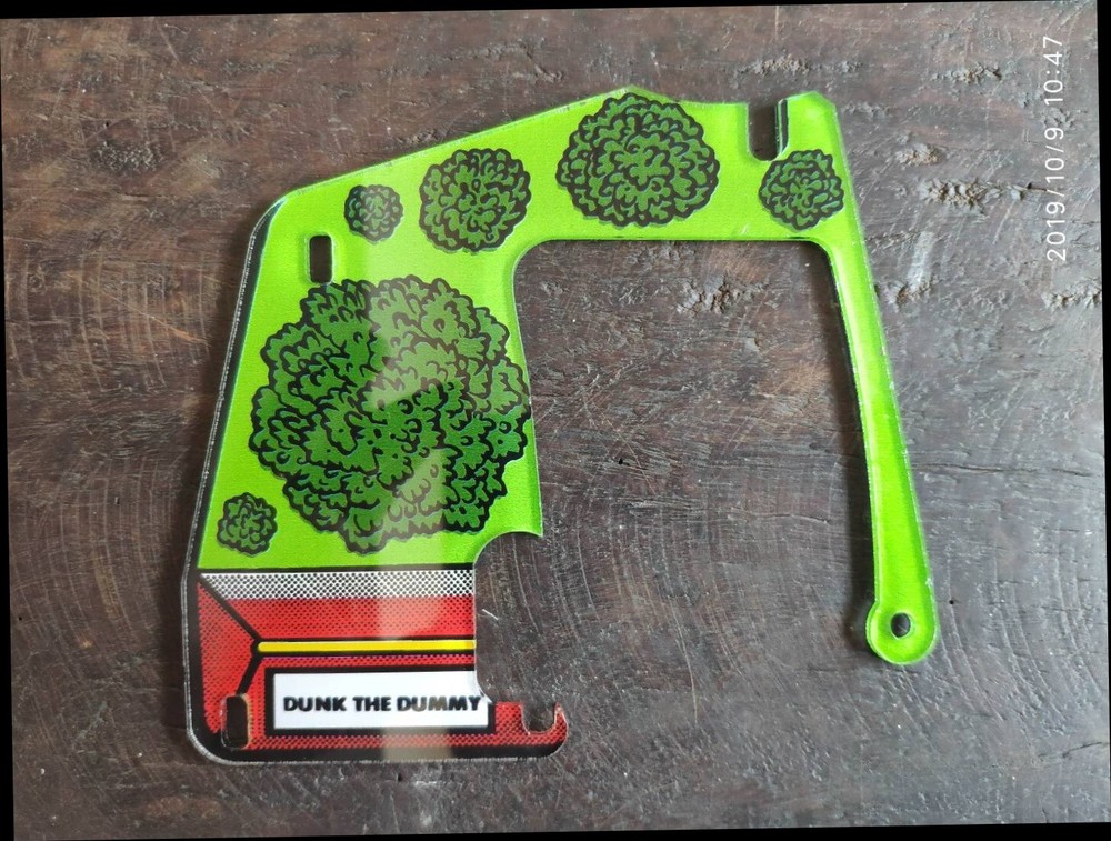 Comet Pinball Dunk the Dummy plastic