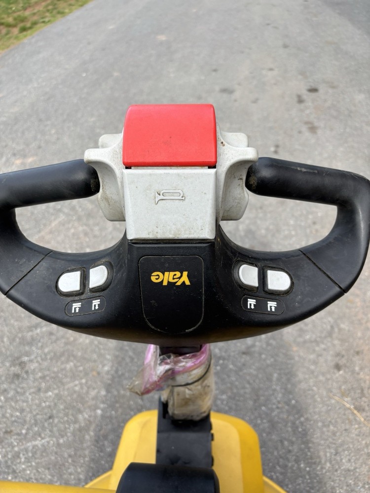 Yale Electric Pallet Jack