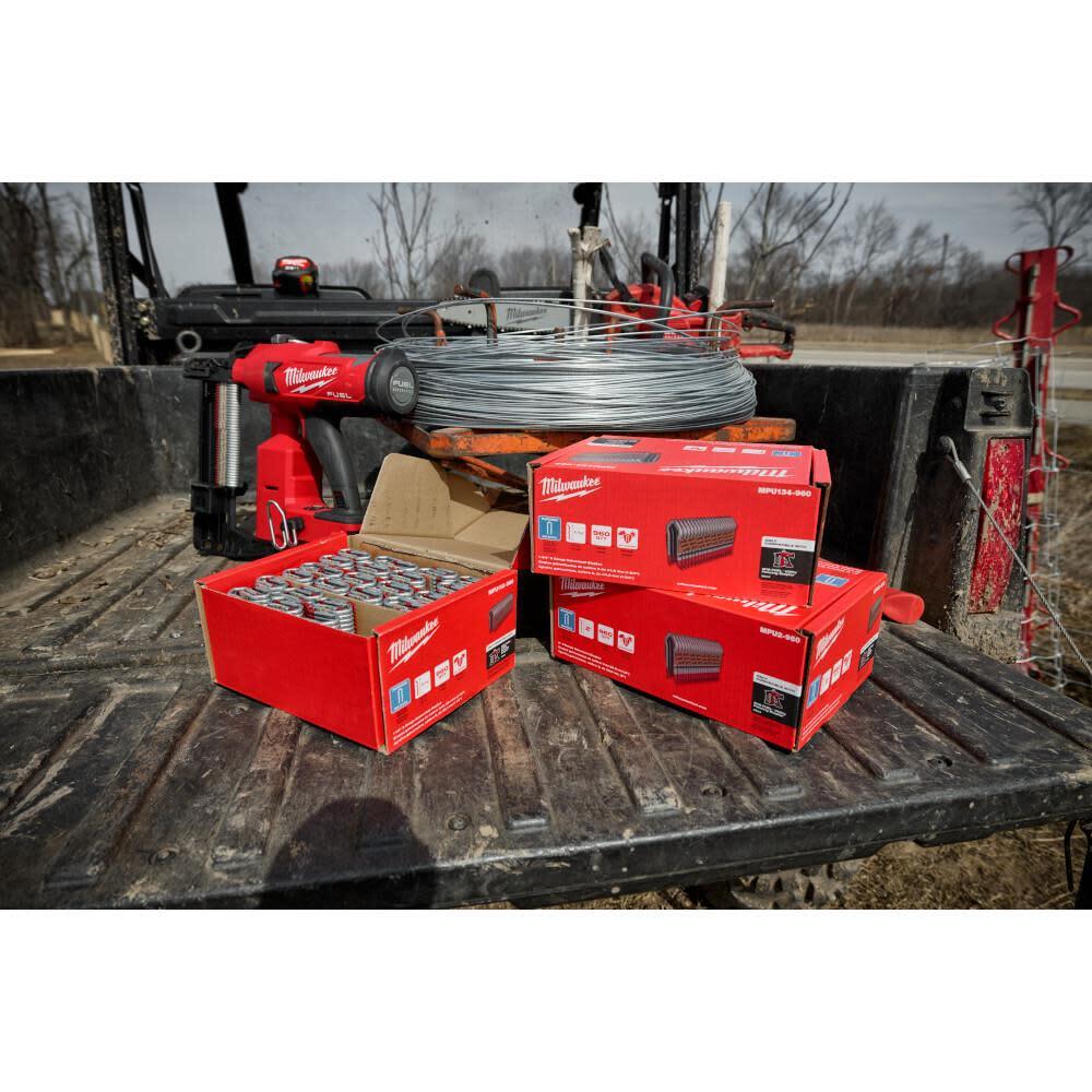 Milwaukee Galvanized Staples 2'' 9 Gauge