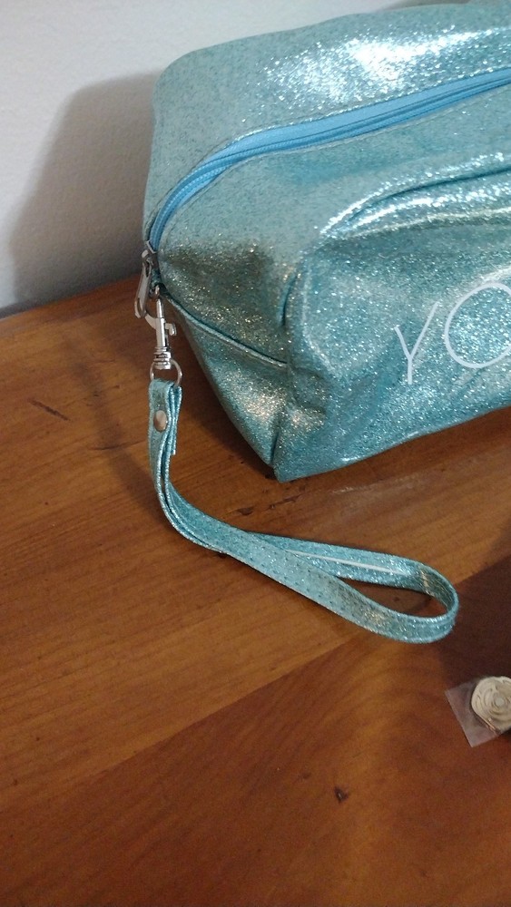 Beautiful Makeup Cosmetics Bag Travel Bundle