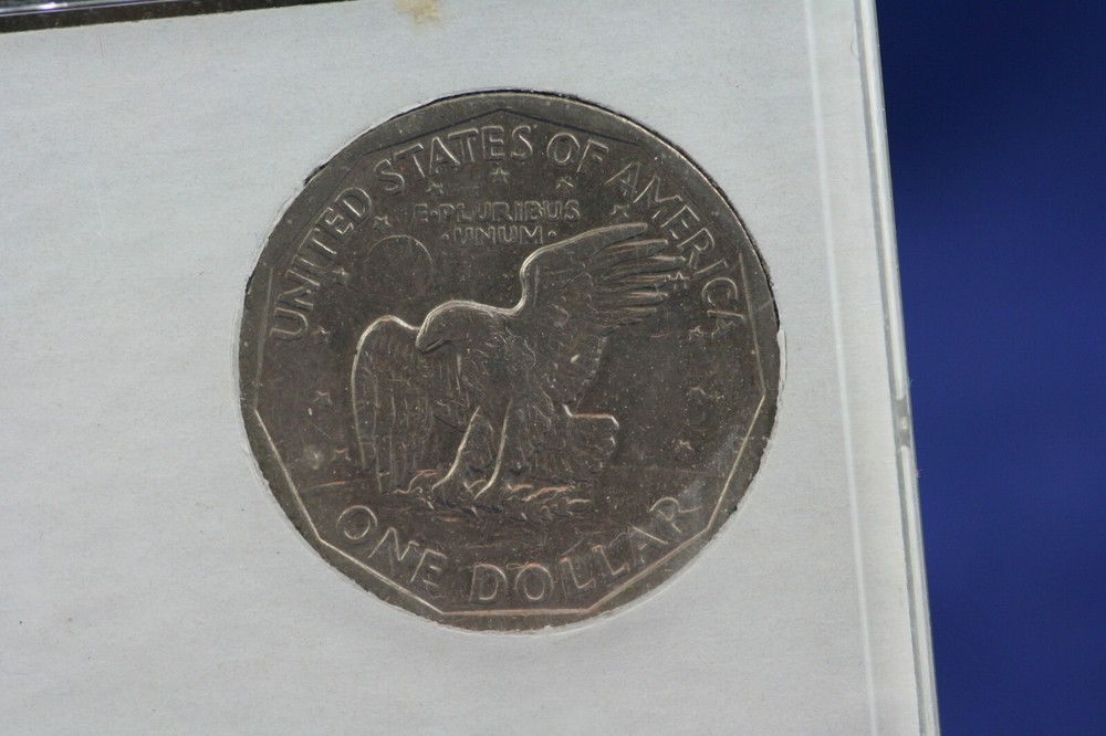 1979 P Susan B Anthony Dollar in Plastic Case