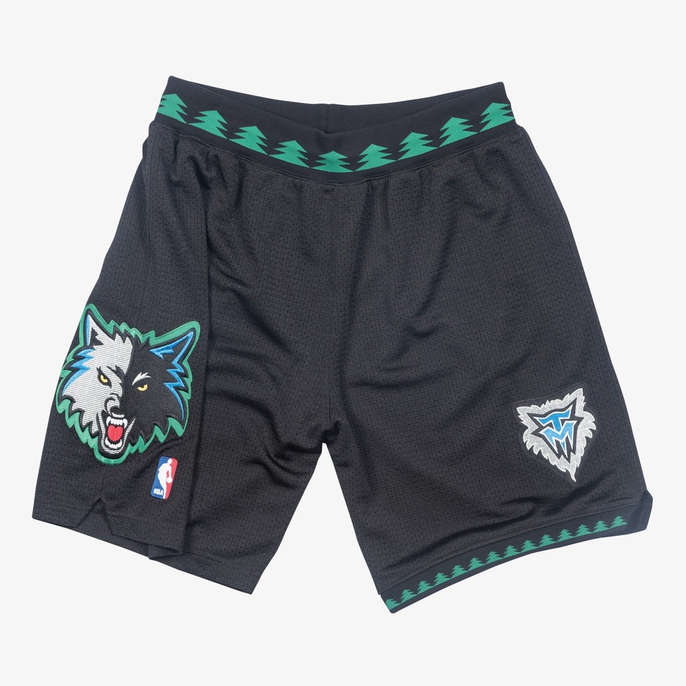 MENS MITCHELL & NESS AUTHENTIC ALTERNATE SHORTS TIMBERWOLVES 03-04