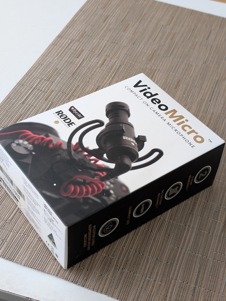 Rode VideoMicro Compact On Camera Microphone