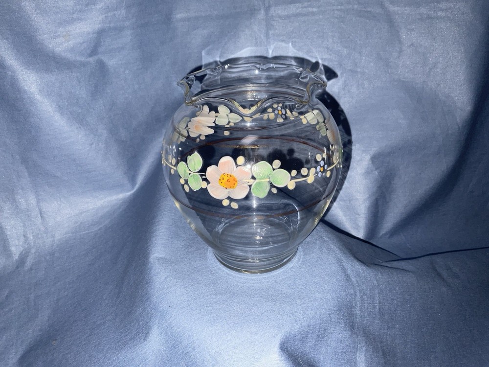 Small Floral Painted Vase (613)