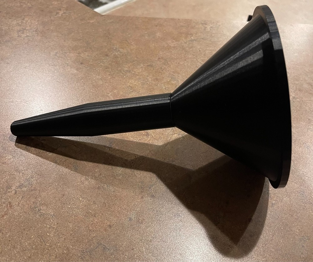 3D Printed Modular Funnel (Screw on funnel nozzles tips)