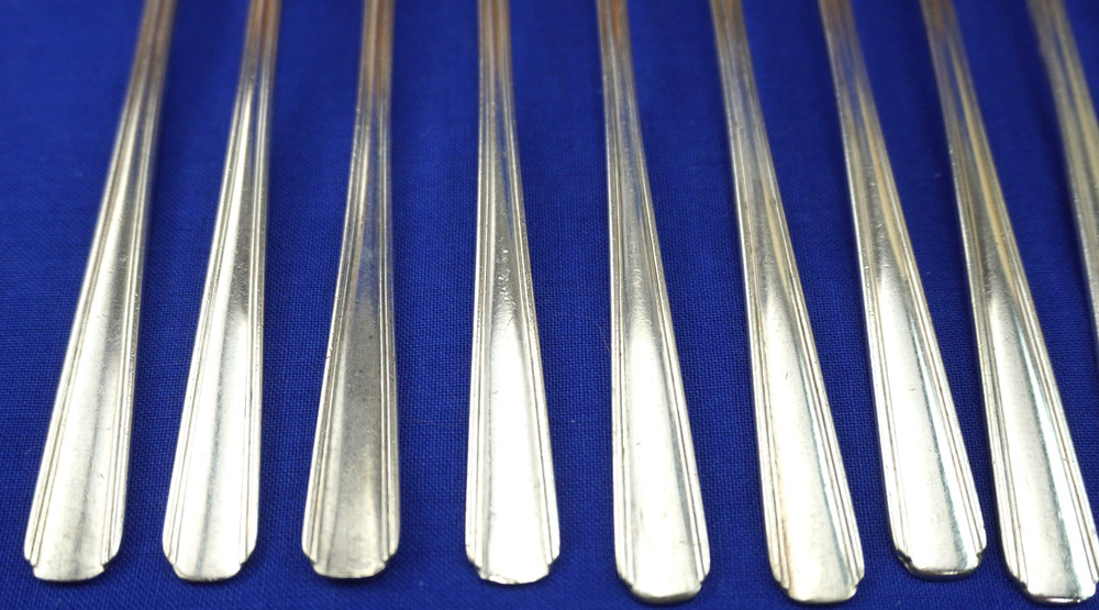 Oneida Hotel Plate (12) Cocktail Forks