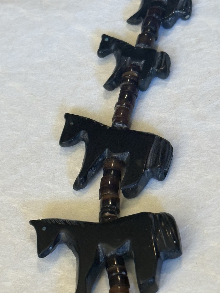 horses fetish necklace