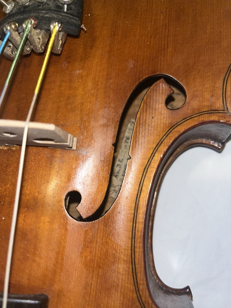Authentic Edward B. Moss Fiddle No.32