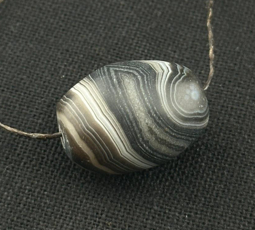 Authentic Ancient  Large Banded Agate Stone Dzi Bead in Good Condition