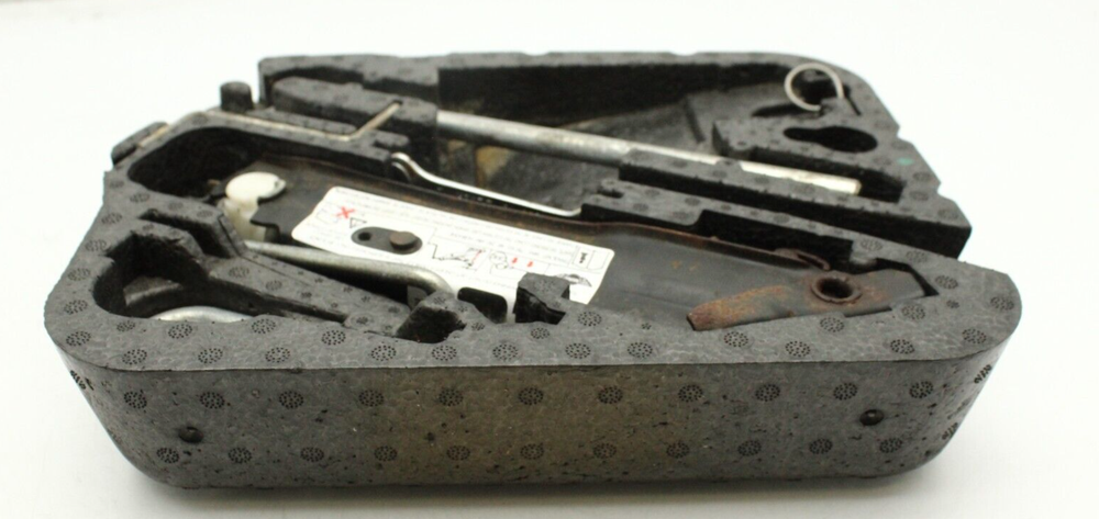 2007 - 2015 MINI COOPER TOOL COMPARTMENT W/ FLOOR JACK PULLER TOW HOOK B1090