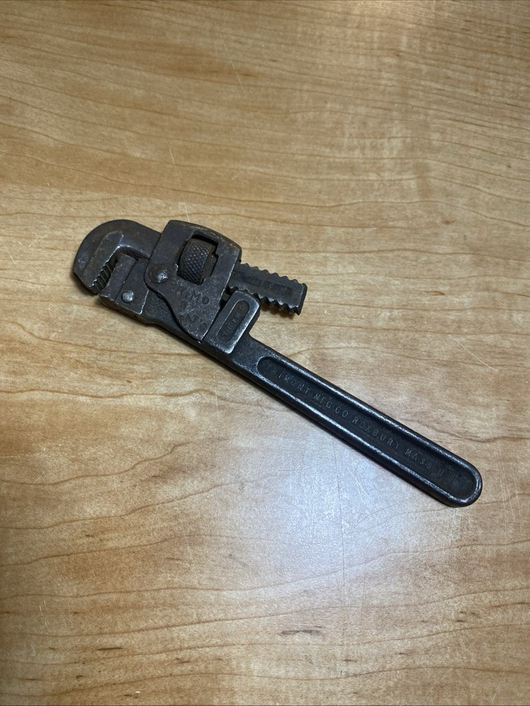 Small TRIMONT / TRIMO SIZE 6 " ADJUSTABLE PIPE WRENCH - Original