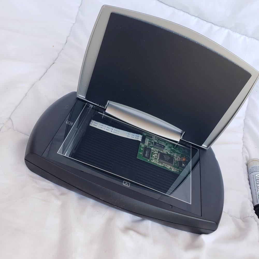 HP C9907A Photo Scanner 1000