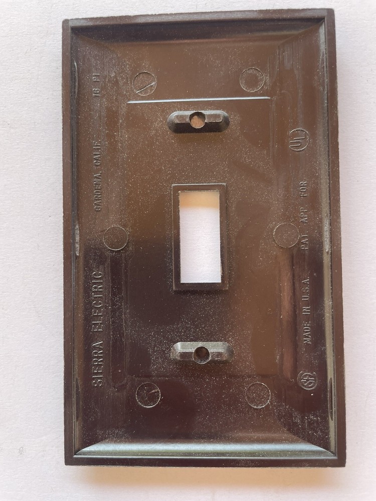 2 pack Vintage Sierra Bakelite Switch Wall Plate Brown - NOS