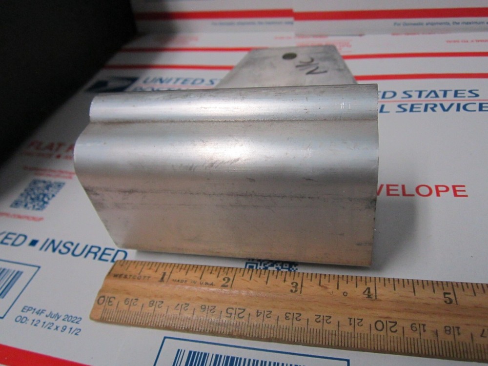 Fleet Engineers 023-00563 Hinge 3-Hole NEW , S4