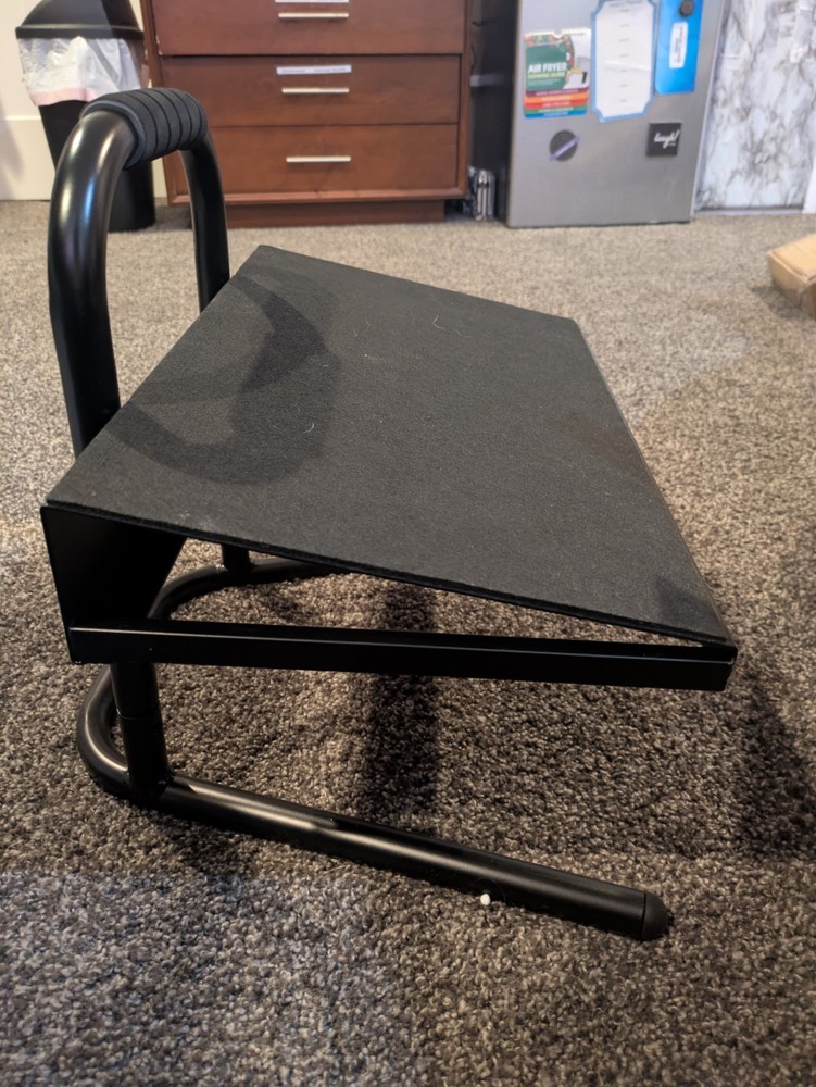 Mindreader Black Ergonomic Height Adjustable Standing Foot Rest Relief Platform
