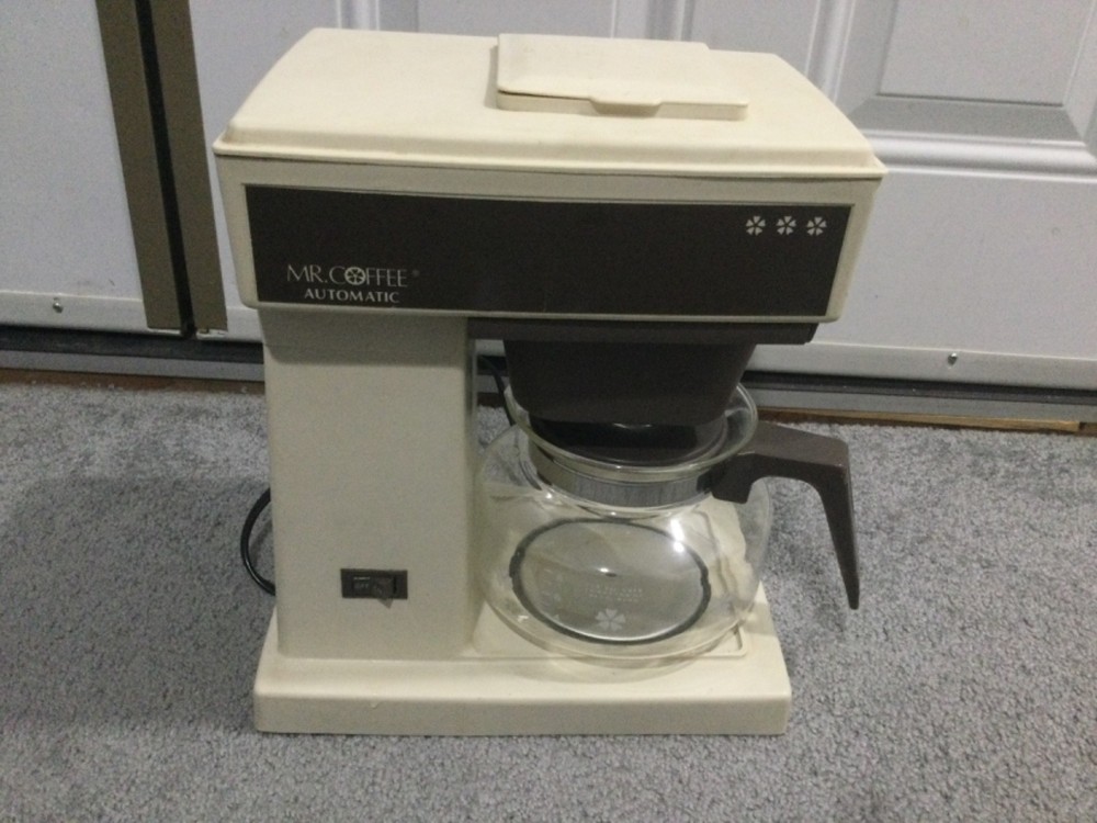 Vintage Mr. Coffee Maker Automatic 10 Cup Model SR-10 Tested 3*14*26