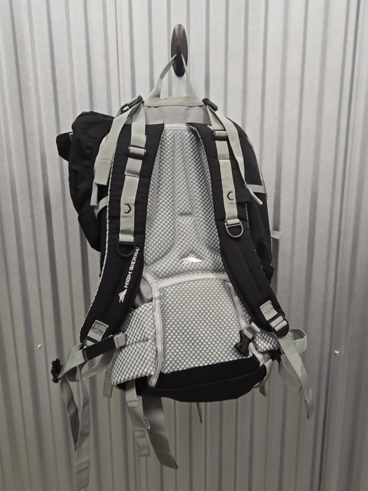 High Sierra Summit 45 Backpacking Pack
