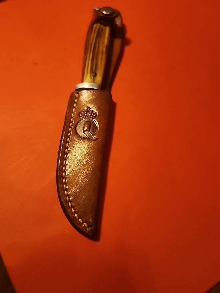 Vintage Queen fixed 3in Blade Bone handle/sheath