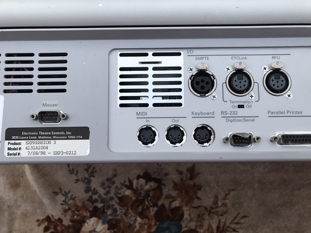 ETC Pro Expression 3 lightning Console, Model#4131A1004 / Read Description