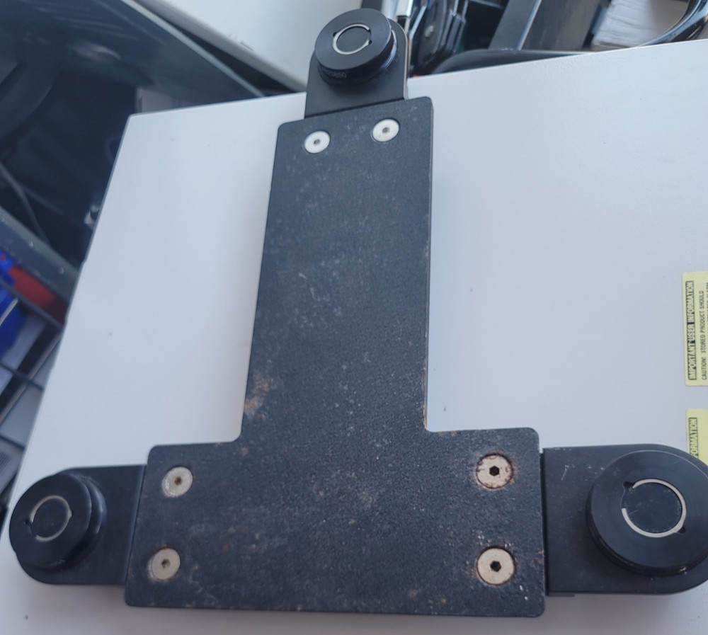 Newport VIB320-1423 Microscope Isolation Stage Vibration Control Platform