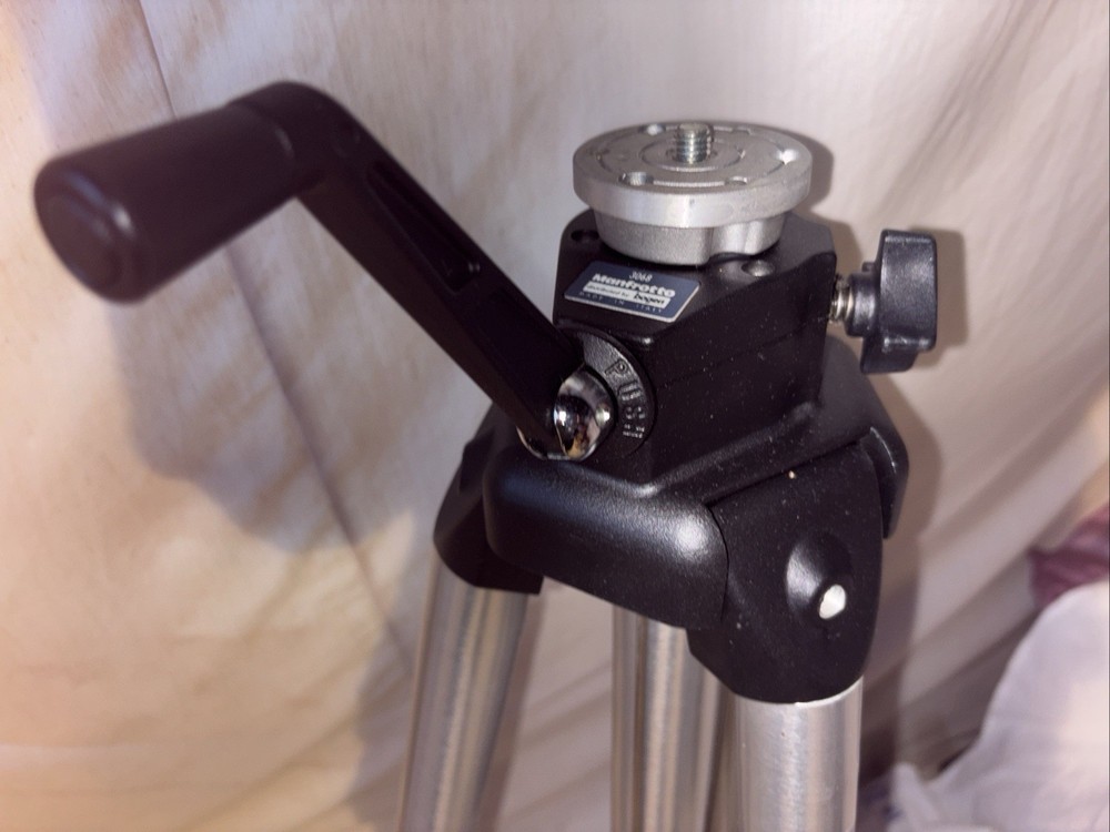 Manfrotto Bogen 3068 tripod This Is The Latest Version