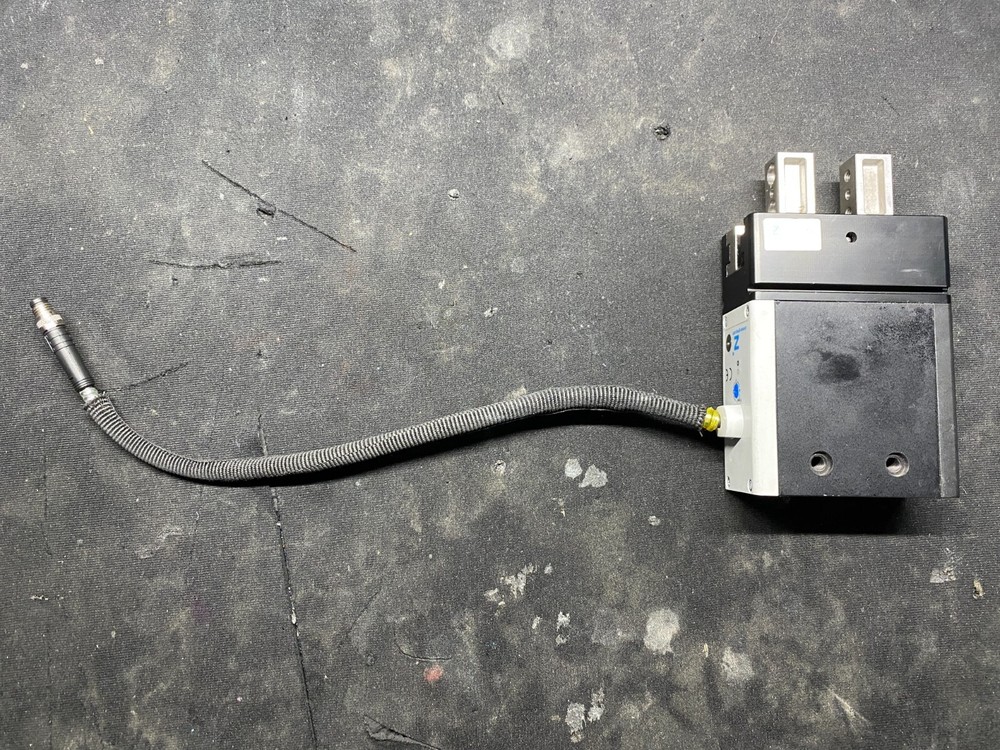 Zimmer (GEP2016IO-05-B) Two-Jaw Parallel IO-Link Grippers