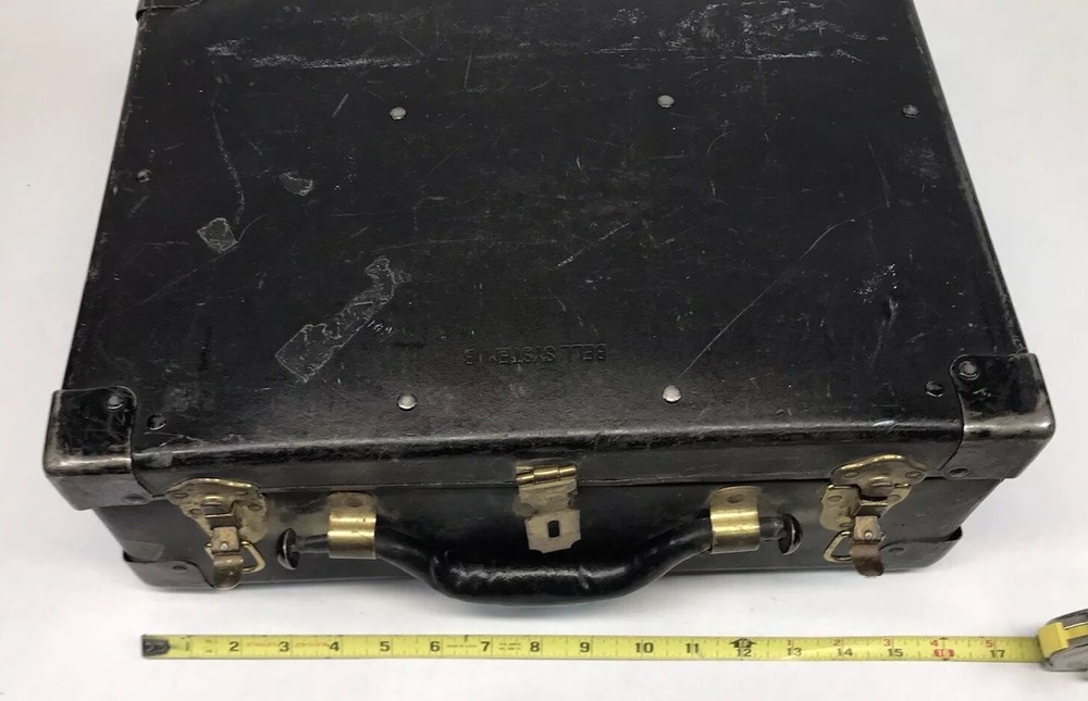 VINTAGE BELL SYSTEM TELEPHONE LINEMAN TOOLBOX VULCANIZED LEATHER CASE W/TOOLS