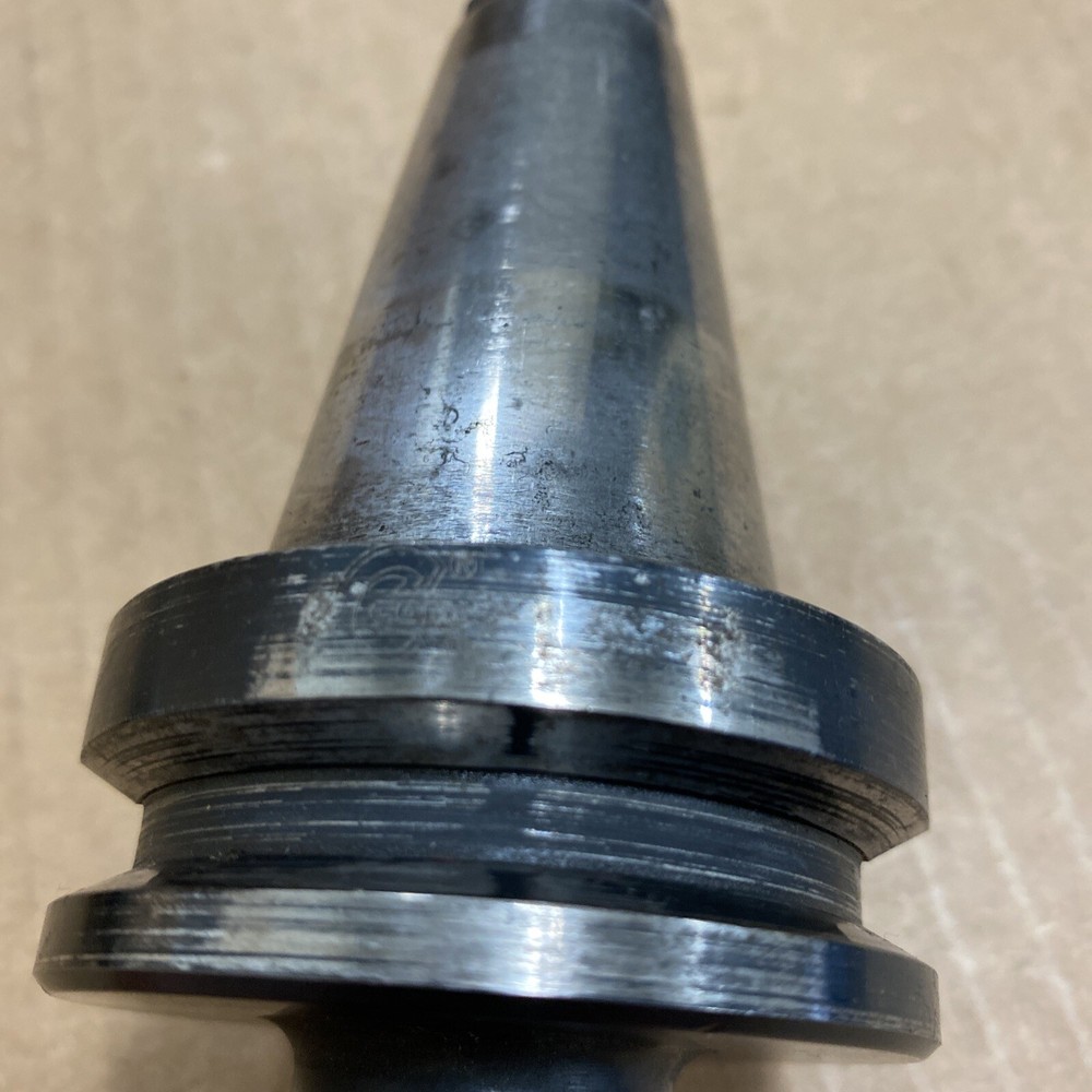 Command B4C3-0016 ER16 Collet Chuck Tool Holder 2-1/2" Projection BT40