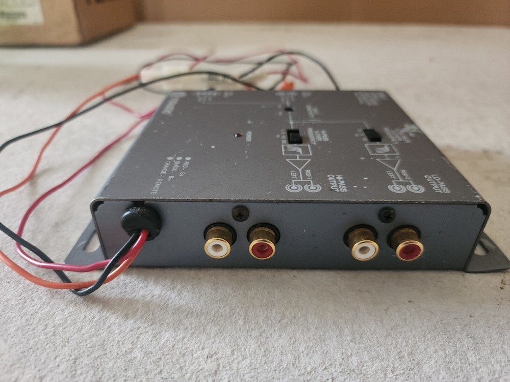 Vintage Coustic Mobile Electronic Crossover XM-1