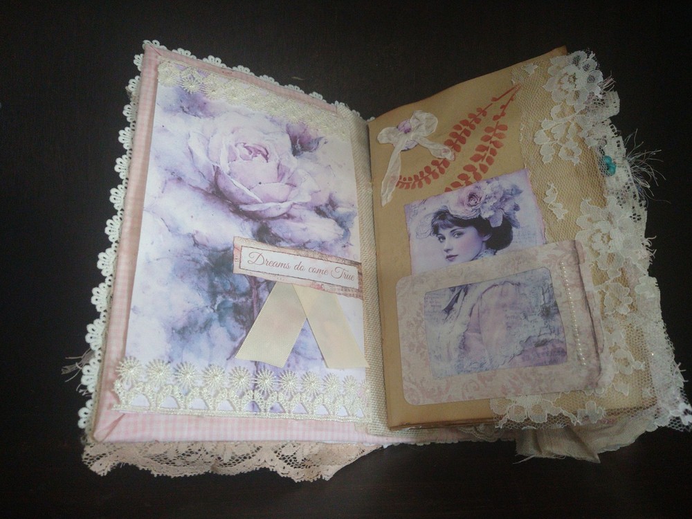Shabby Chic Junk Journal