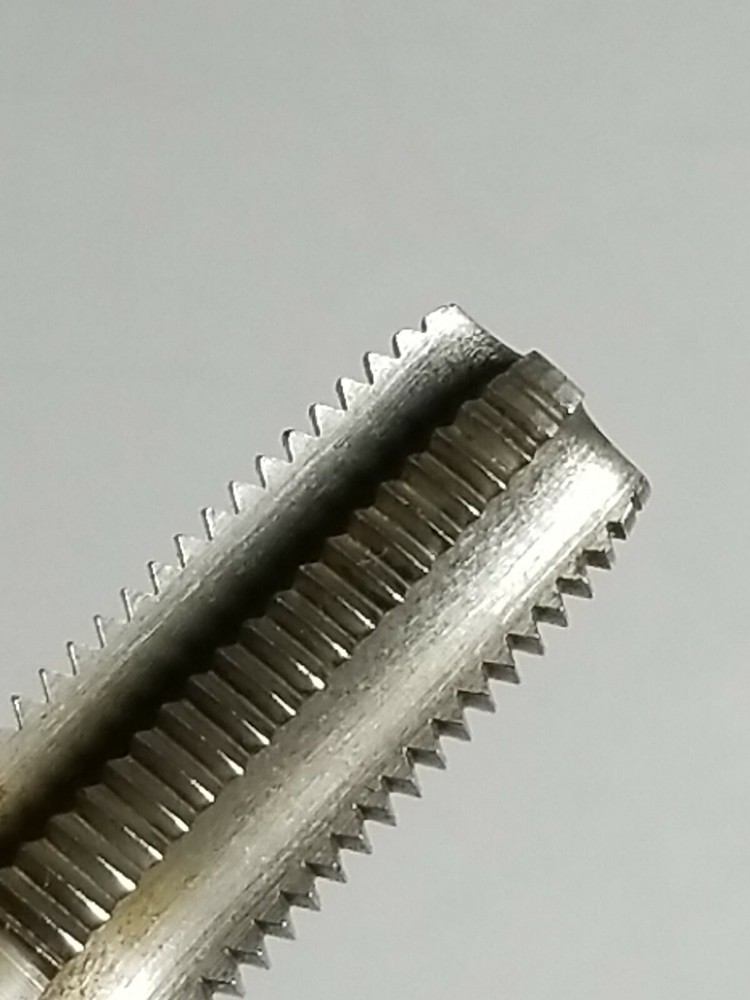 Threadit 1/4 " Pipe Thread Tap 4 Flute 2 1/2" Long USA