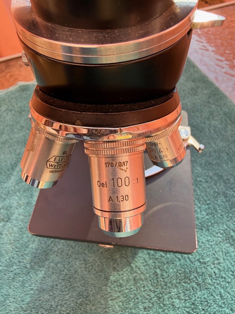 E Leitz Wetzlar Vintage Binocular Microscope - Four Objectives - Germany