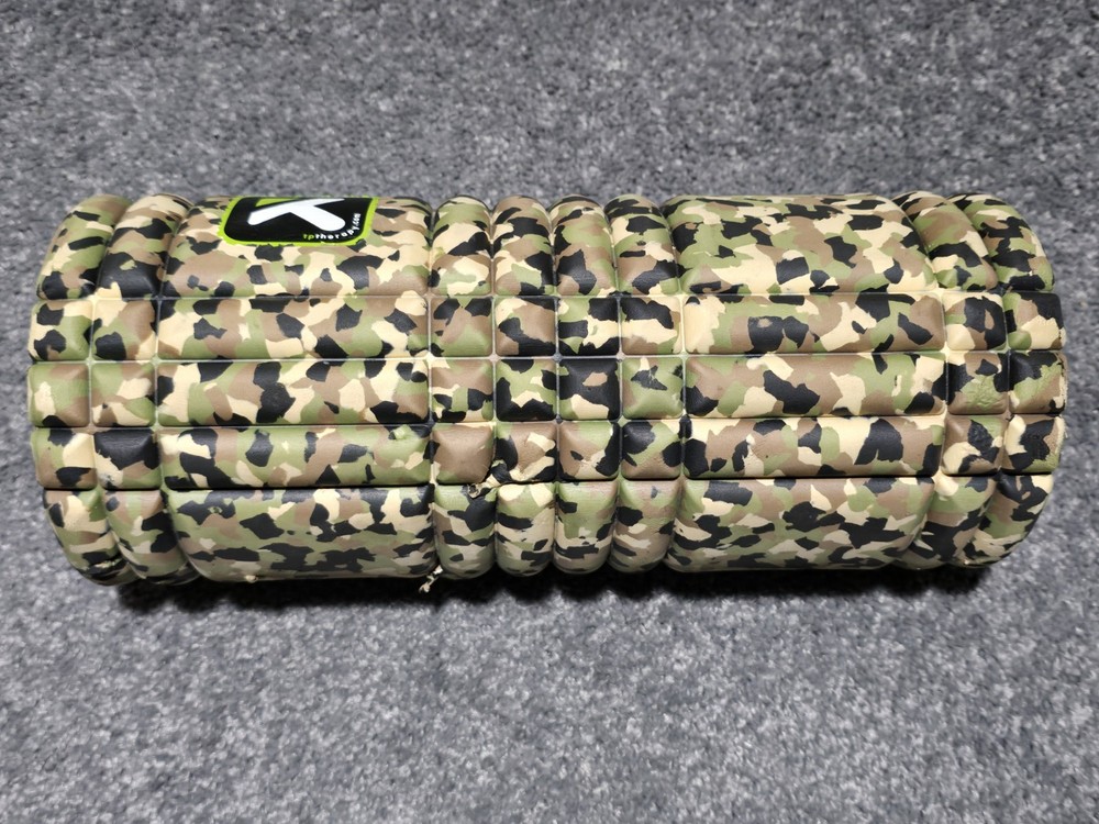 Trigger point Performance 13" Solid Core Foam Roller Green Camo Flaws