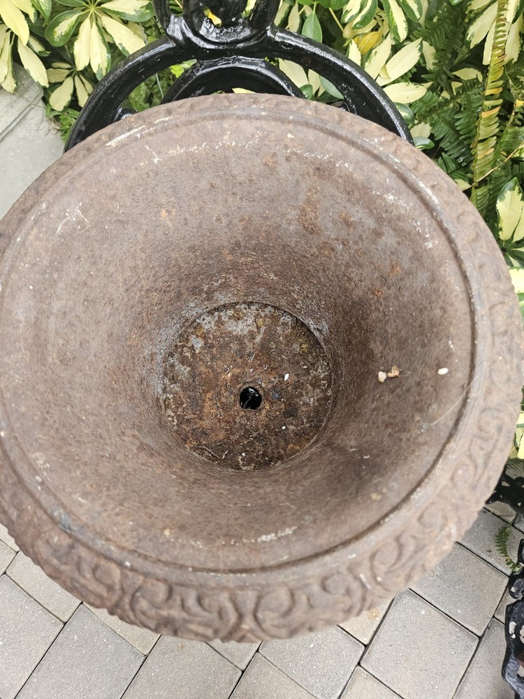 Vintage Urn Iron With Handles