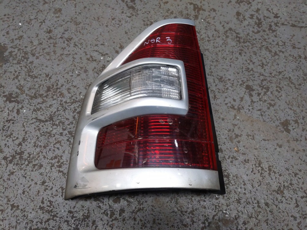 MITSUBISHI SHOGUN MK3 LEFT REAR LIGHT TAILLIGHT #3